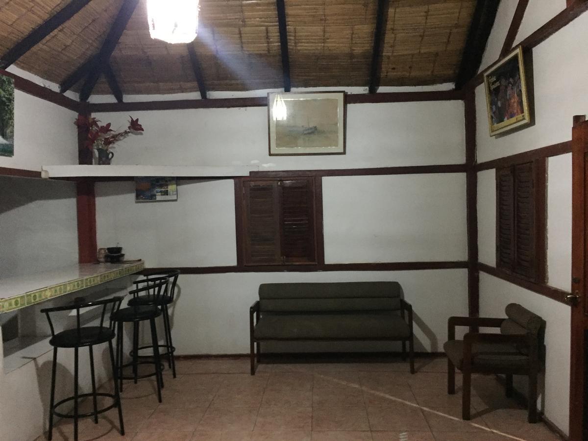 Angauel Inn Cerro Playa Rosada Пальмар Экстерьер фото
